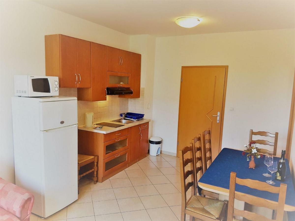 Apartments Vrtlici Стара Новаля Екстериор снимка