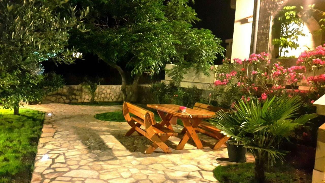 Apartments Vrtlici Стара Новаля Екстериор снимка
